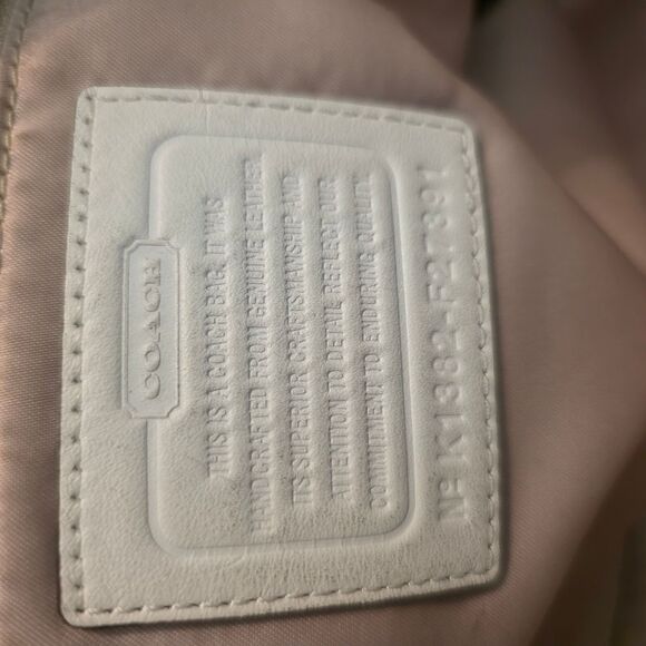 Coach Taylor Eyelet Carry-all - Picture 12 of 16